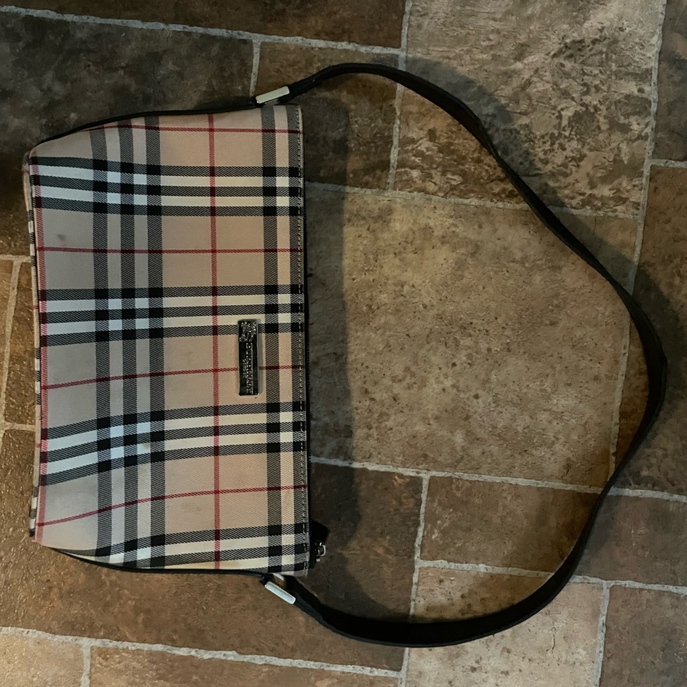 Burberry plaid shoulder bag